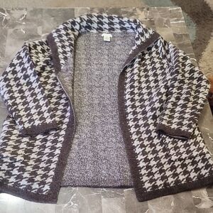 Max Studio Black and Gray Houndstooth Jacket